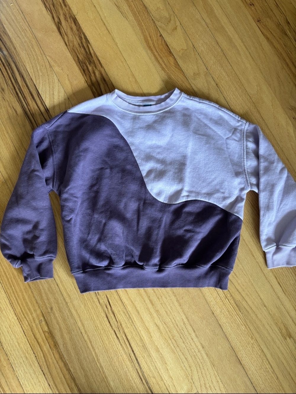 Old Navy Two-Tone Wave Crewneck Sweatshirt - Purple & White